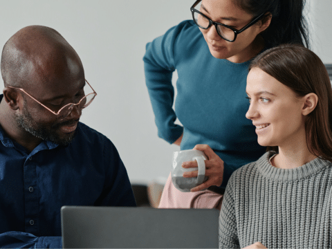 Sociabble-dos-donts-data-analytics-employee-engagement-header