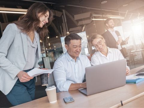 sociabble-large-companies-leverage-video-employee-communication-header