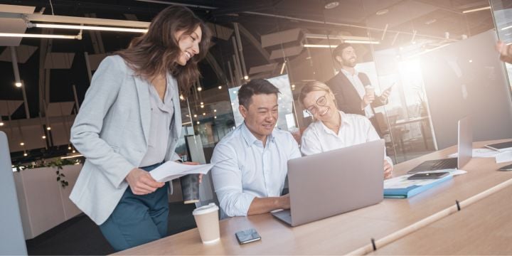 sociabble-large-companies-leverage-video-employee-communication-header